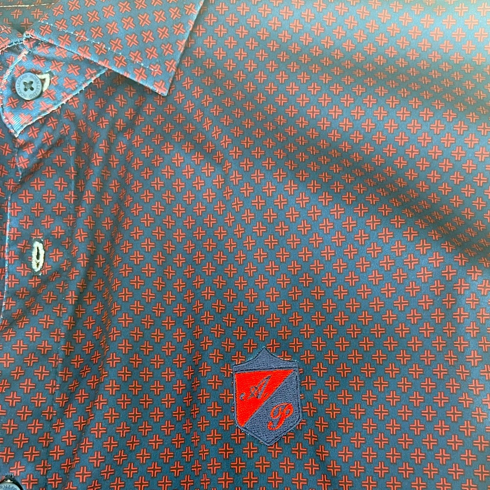 Button down shirt - Picture 2 of 3
